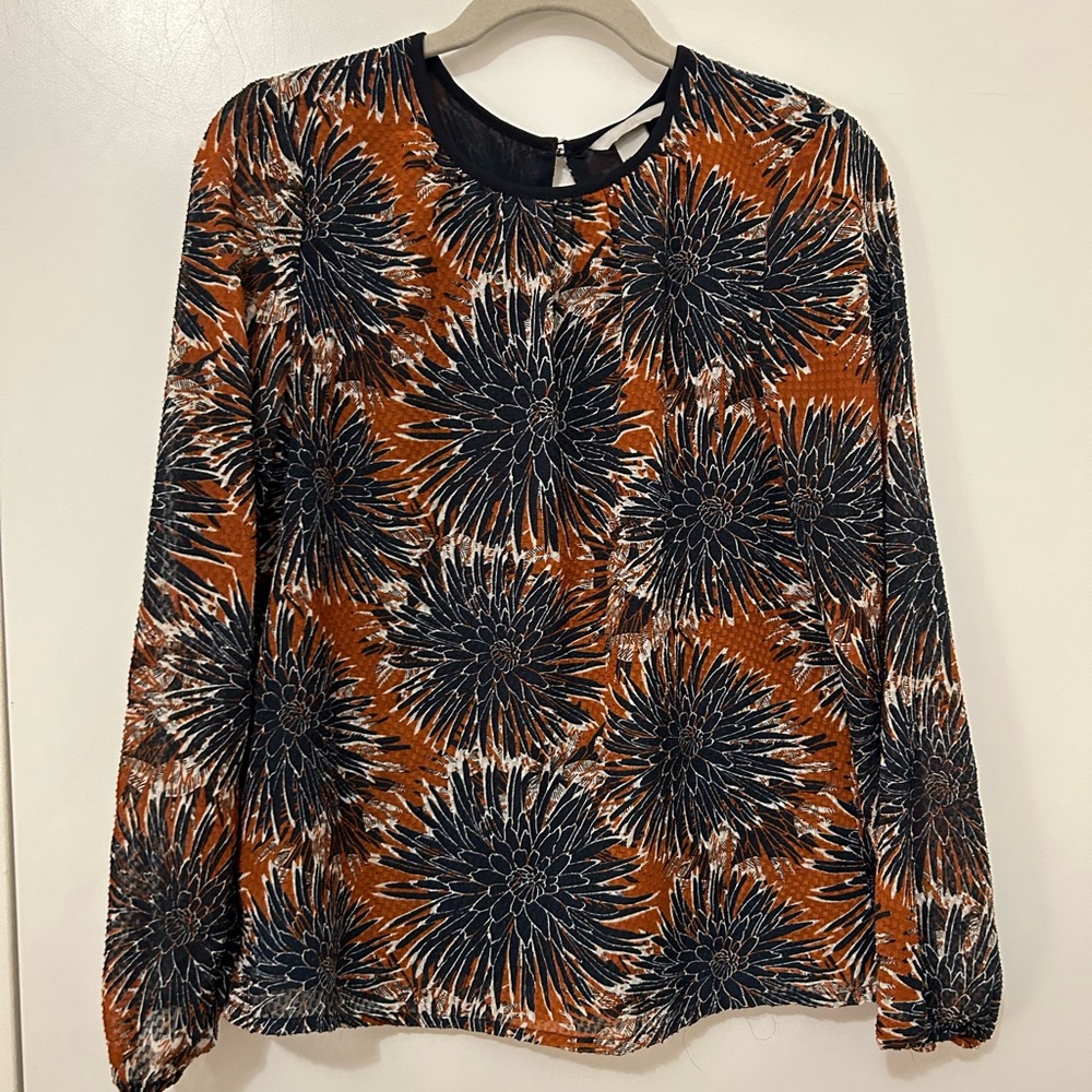 H&M floral print textured blouse